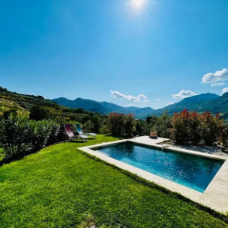 Logis Des Roches: Three Villas with Exceptional Views Buis-les-Baronnies Exterior photo