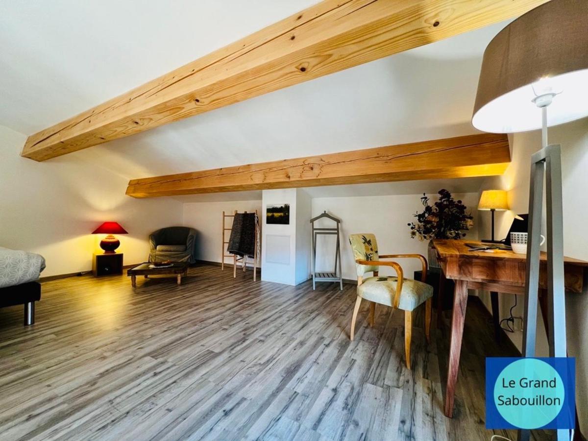Logis Des Roches: Three With Exceptional Views Apartment Buis-les-Baronnies