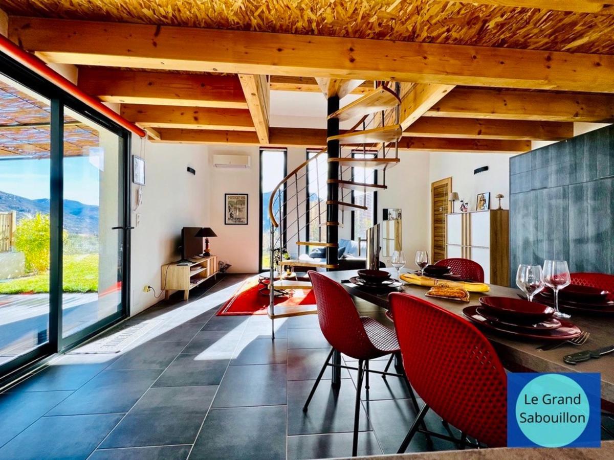 Logis Des Roches: Three With Exceptional Views Apartment Buis-les-Baronnies