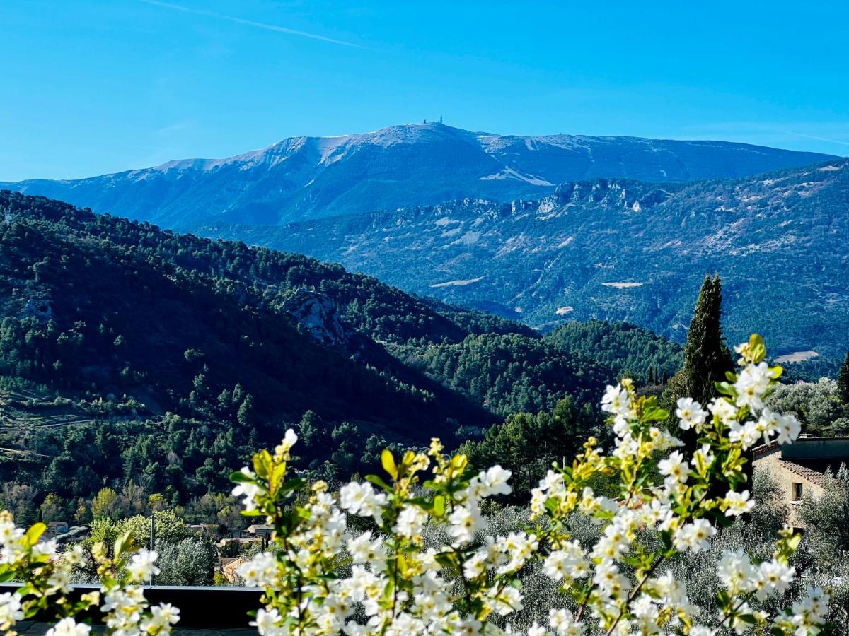 Logis Des Roches: Three With Exceptional Views Apartment