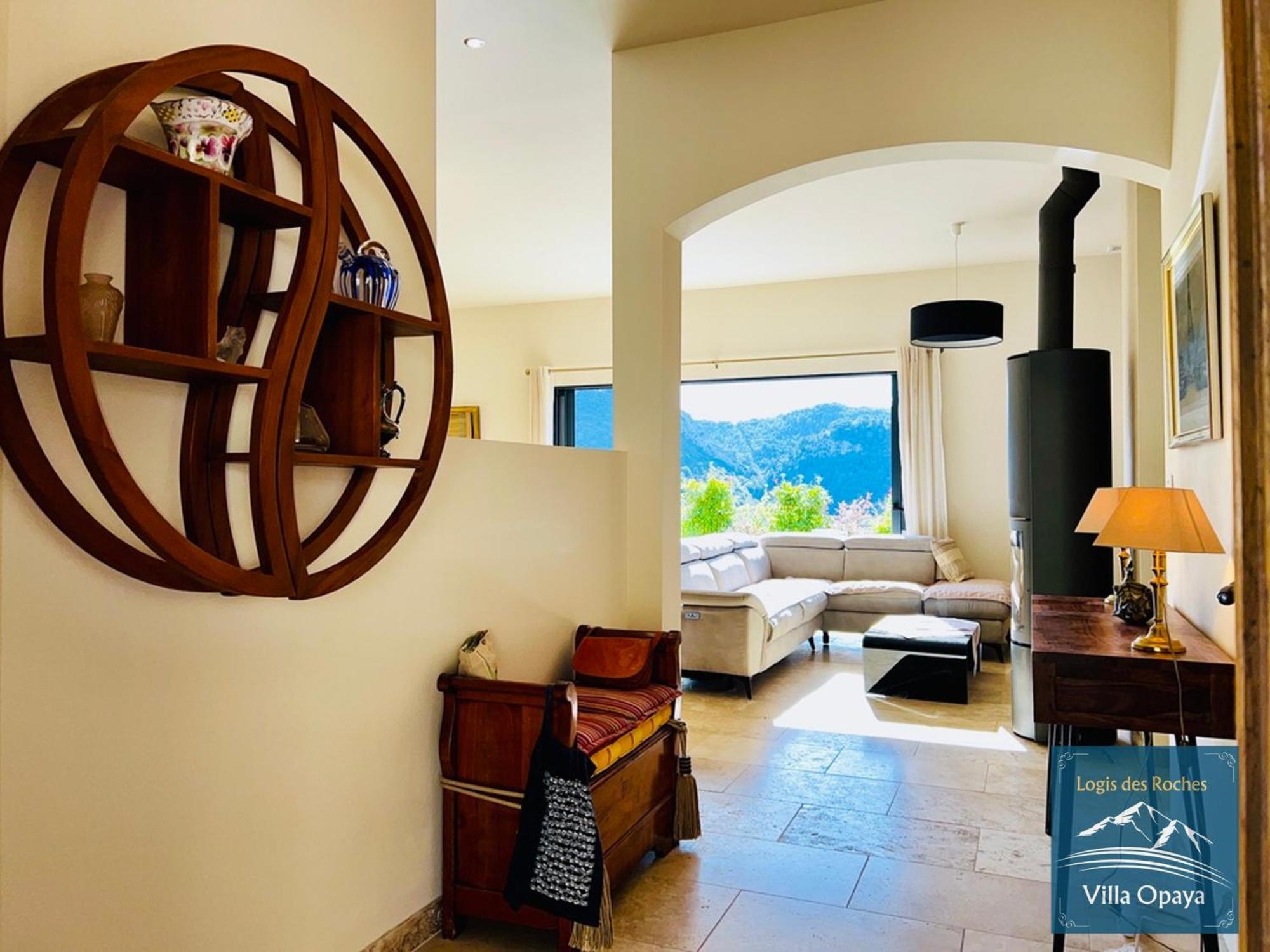 Logis Des Roches: Three With Exceptional Views Apartment *