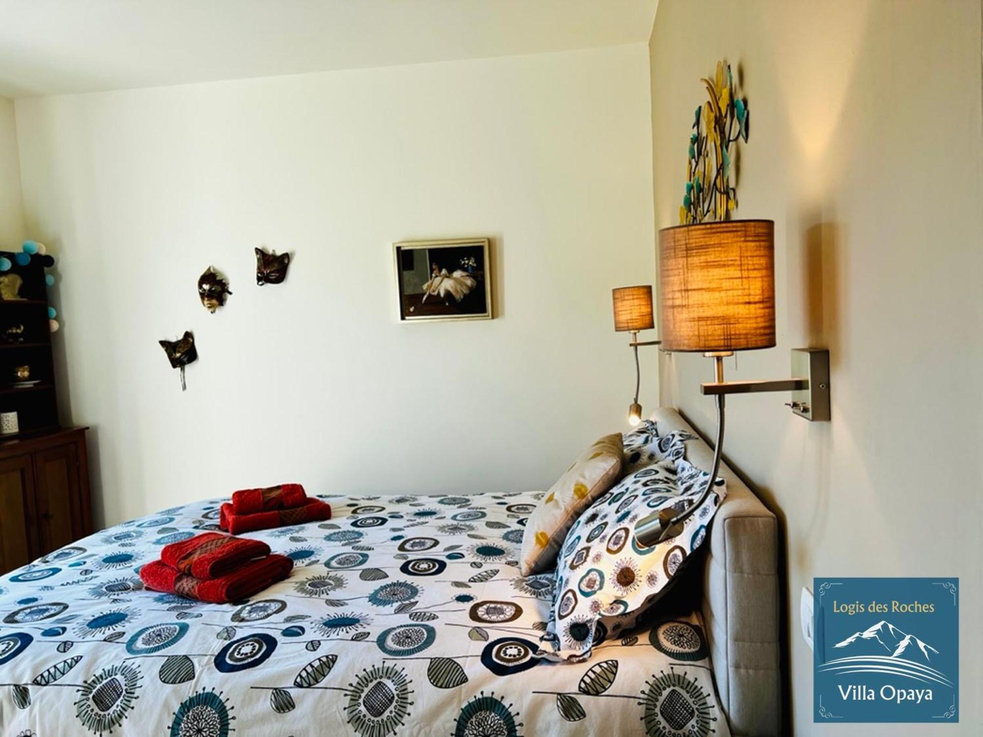 Logis Des Roches: Three With Exceptional Views Apartment *